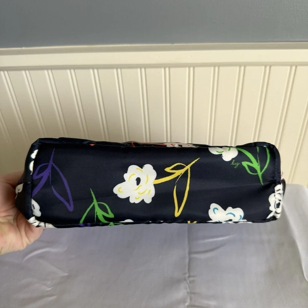 Lug FLare 2 Crossbody Shoulder Bag Purse Bright Floral Flower Navy Blue NWOT